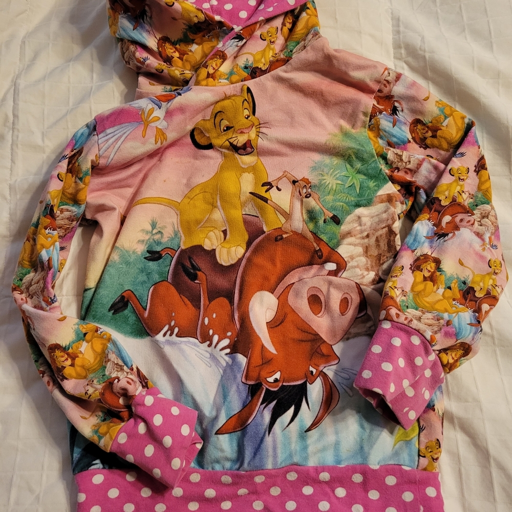 Custom Lion King hoodie 🦁